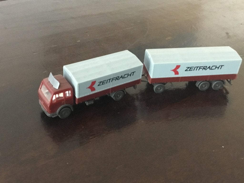 Wiking Mercedes bakwagen met aanhanger i.g.st., Hobby en Vrije tijd, Modeltreinen | N-Spoor, Overige merken, Gelijkstroom, Overige typen