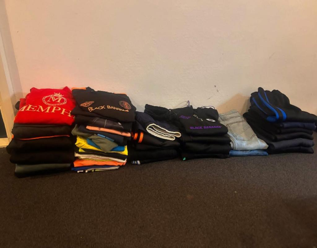Groot pakket jongens kleding, Ophalen of Verzenden, Zo goed als nieuw, Handmatig, Hot Wheels