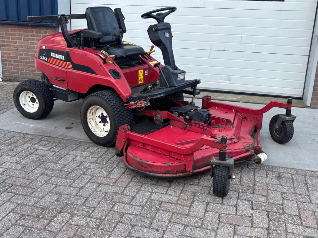 Shibaura Zitmaaier gebruikte diesel frontmaaier CM364, Gebruikt, Shibaura