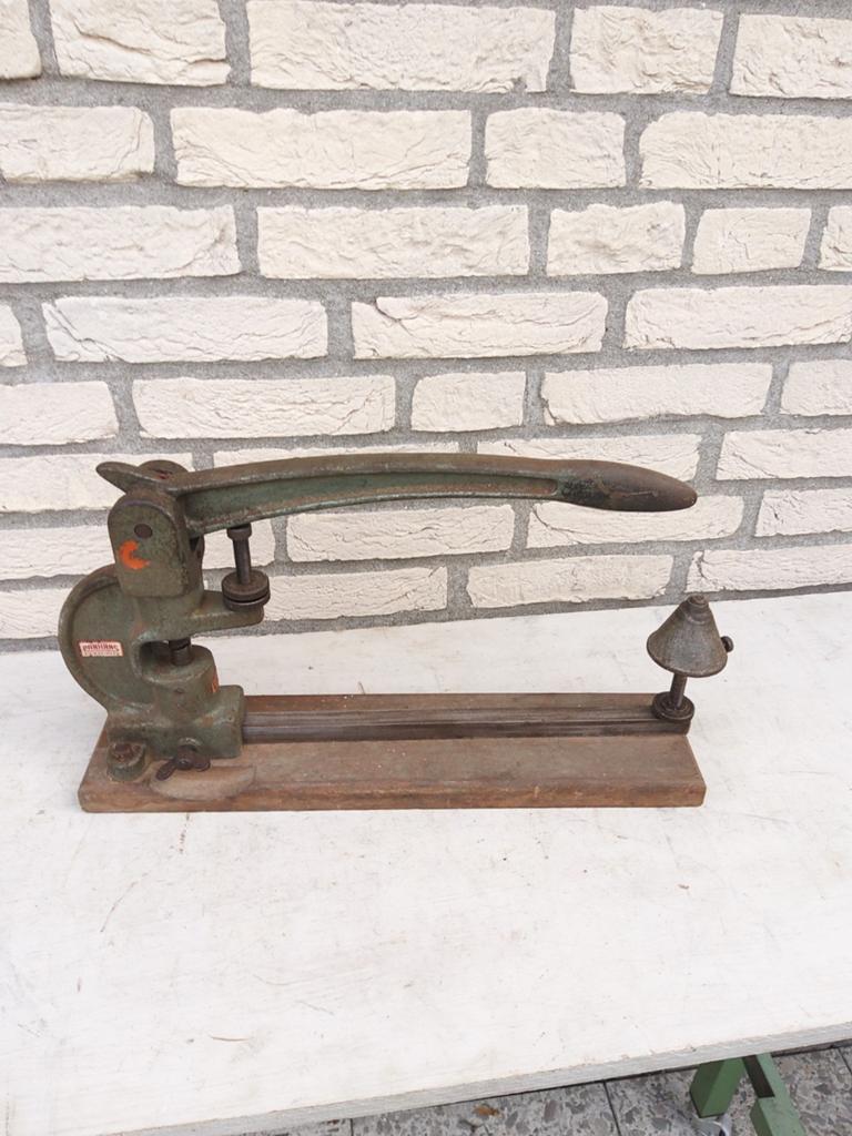 Panhans zetapparaat voor cirkelzaagbladen, Antiek en Kunst, Antiek | Gereedschap en Instrumenten, Ophalen of Verzenden