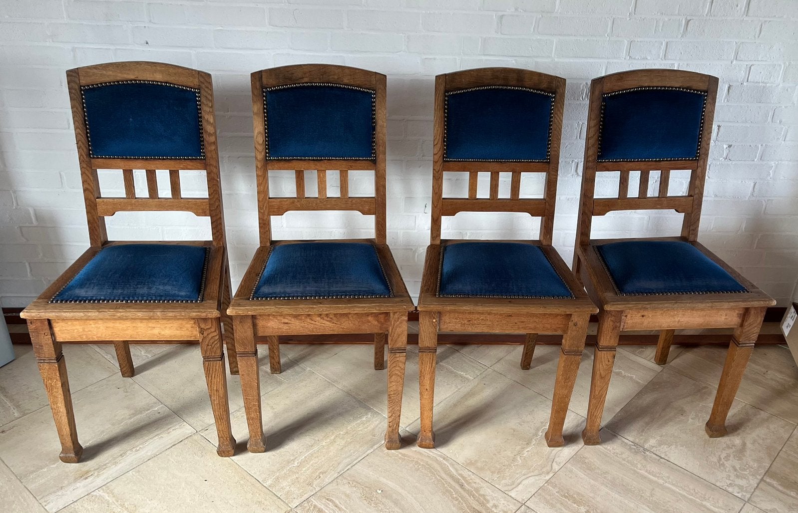 4 antieke eikenhouten eetkamerstoel in Art Nouveau-stijl, Antiek en Kunst, Ophalen