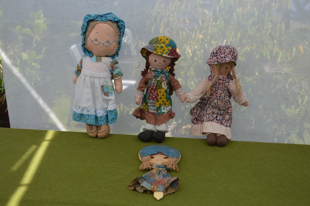 3 Holly Hobbie poppen grandma/ oma, Knickerbocker + spiegel, Ophalen of Verzenden, Gebruikt