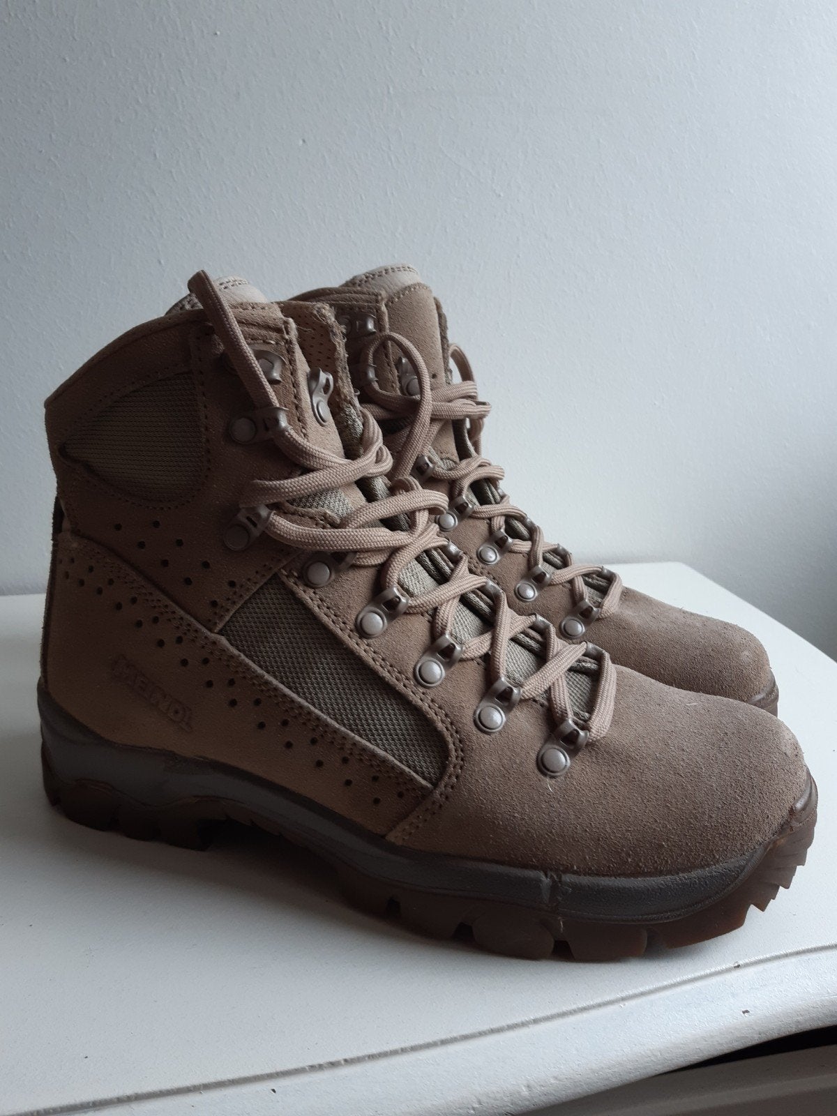 Meindl Wandelschoenen Safari Desert - nieuw- maat 41, Ophalen of Verzenden, Nieuw, Schoenen