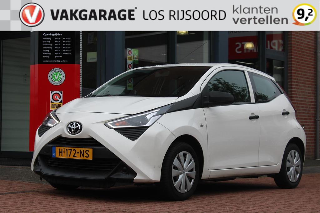 TOYOTA Aygo 1.0 VVT-i *x-fun* | 5-drs | A/C | Bluetooth | Le, Stof, Gebruikt, Euro 6, 4 stoelen