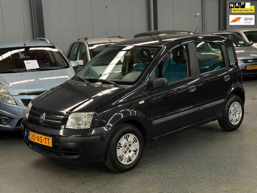 Fiat Panda 1.2 Dynamic APK NAP Trekhaak, Voorwielaandrijving, Gebruikt, Zwart, Origineel Nederlands