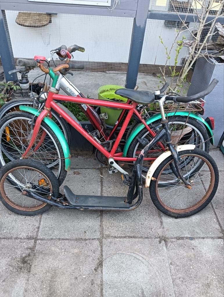 Twee kinderfietsen en step - opknappers, Fietsen en Brommers, Fietsen | Kinderfietsjes, Gebruikt, Ophalen of Verzenden