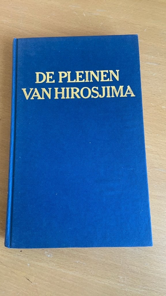 De pleinen van Hirosjima - Corry Blei-Strijbos, Ophalen of Verzenden