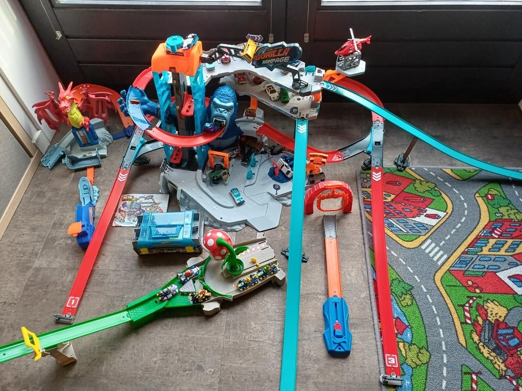 Hot weels, Kinderen en Baby's, Speelgoed | Racebanen, Ophalen of Verzenden, Handmatig, Hot Wheels