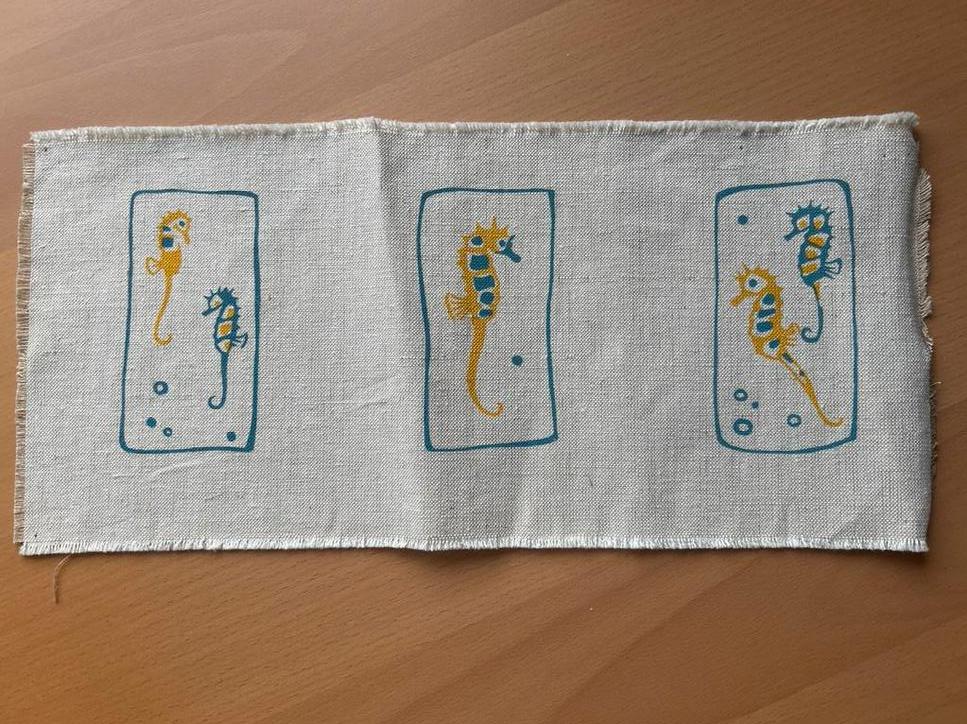Vintage Placemat met Zeepaardjes - Handgemaakt, Huis en Inrichting, Keuken | Textiel, Zo goed als nieuw, Placemat, Wit, Ophalen of Verzenden