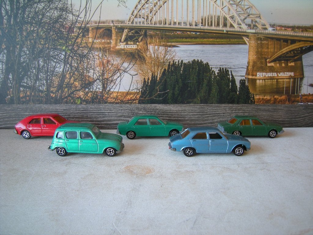 5 mooie oude mini jes norev auto,s made in france / metaal, Ophalen of Verzenden, Zo goed als nieuw, Auto