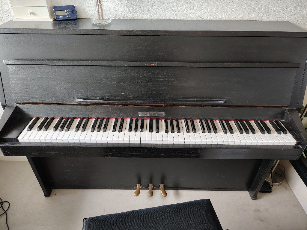 Piano met kruk, Ophalen, Gebruikt, Zwart, Piano