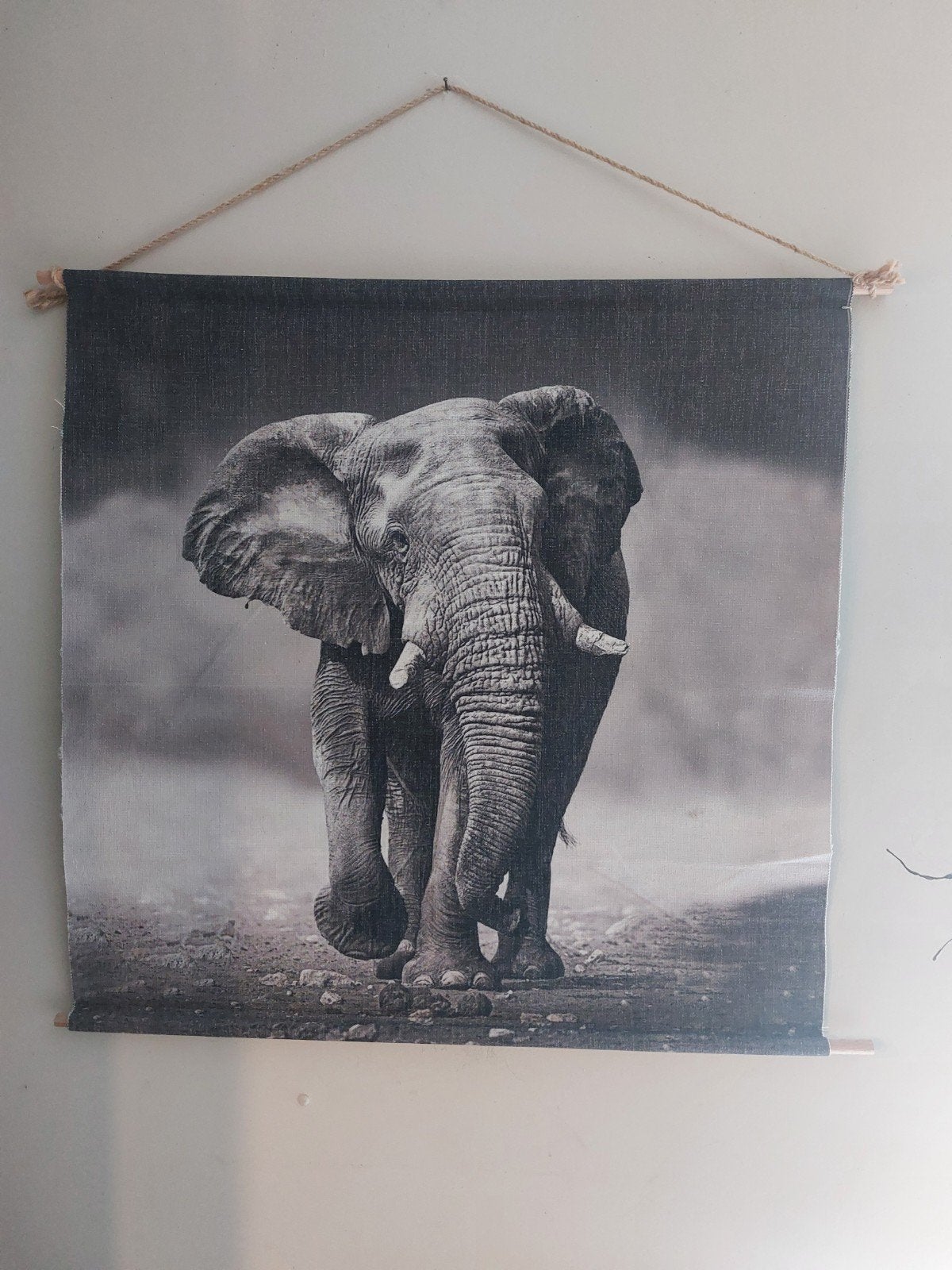 Mooi wanddoek, Ophalen, Zo goed als nieuw