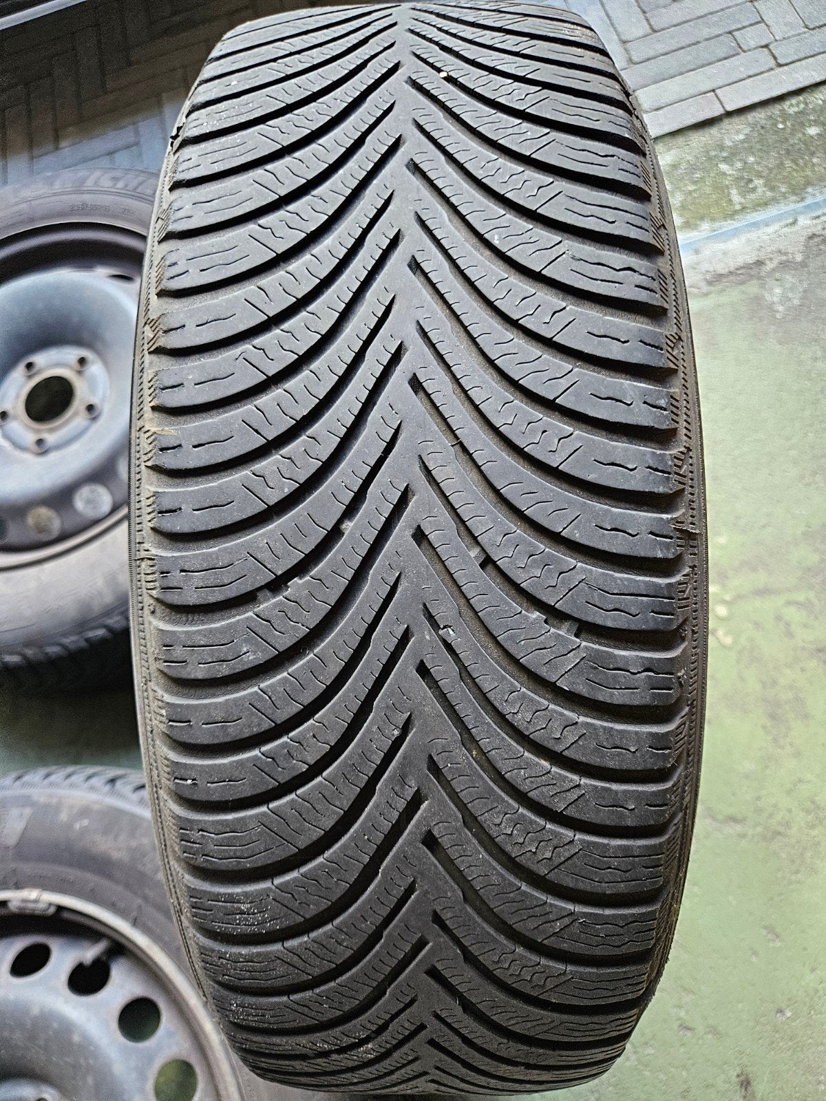 Foto 8 van Michelin Alpin 5 en 7 winterbanden 205/60/R16