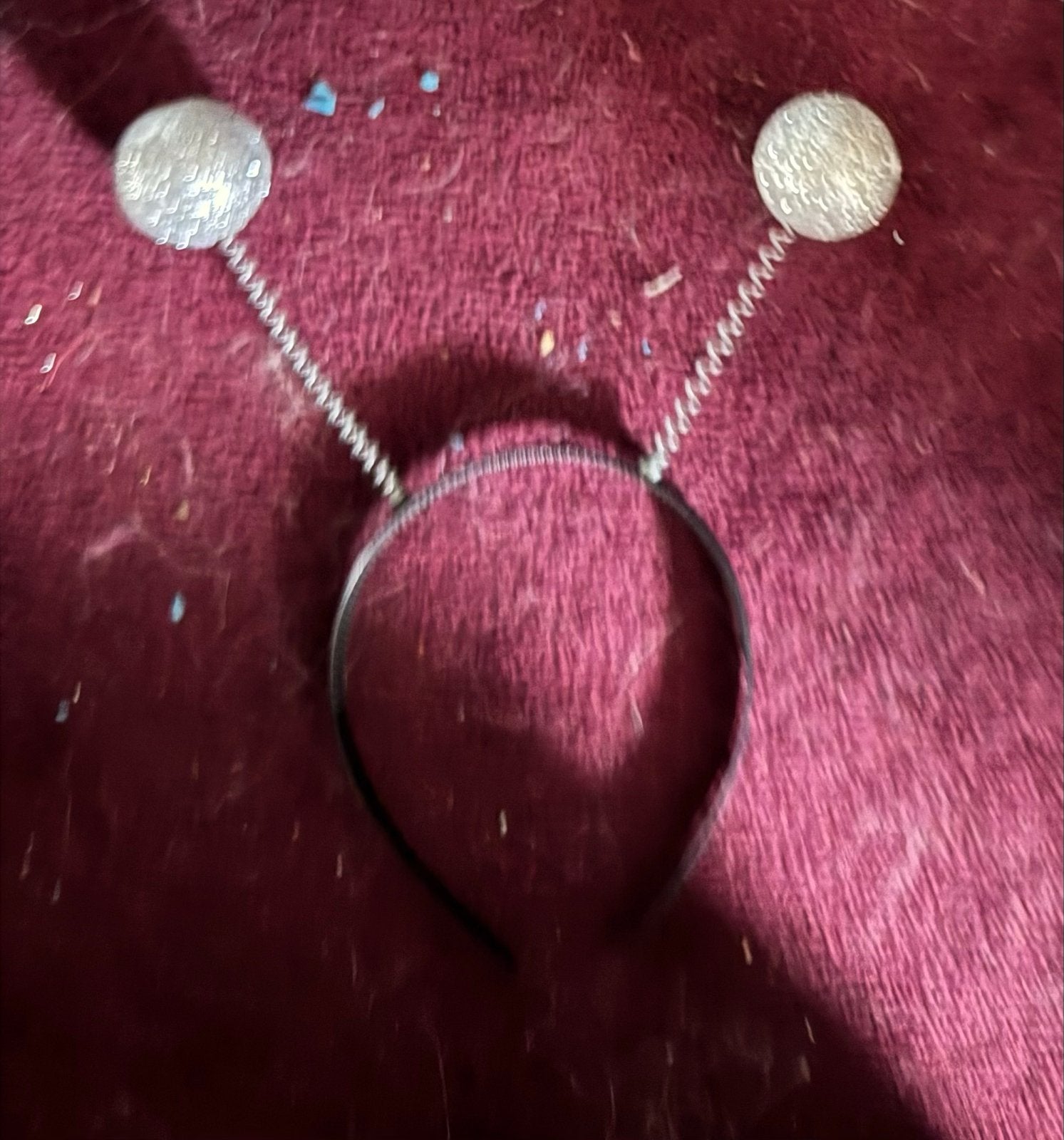 15  Haarbanden met Glitterballen - Perfect voor Carnaval!, Ophalen of Verzenden, Gebruikt, Feestartikel, Carnaval