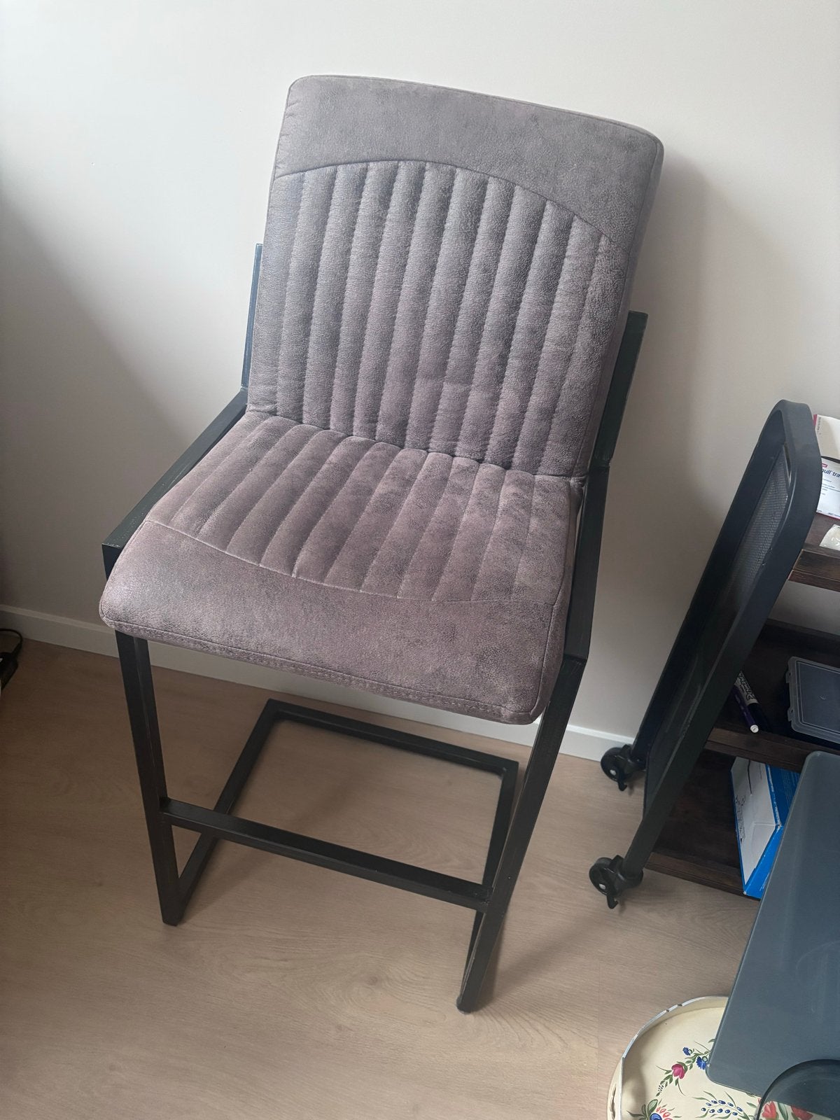 Set van 4 barkrukken - Grijs met zwart metalen frame, Huis en Inrichting, Ophalen, Gebruikt, 90 cm of meer, Metaal
