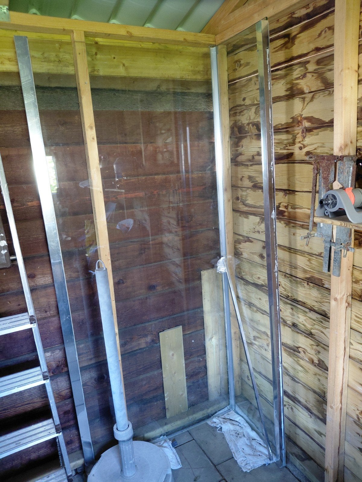 Douchewand hoek - Glas en RVS, Doe-het-zelf en Verbouw, Ophalen, Gebruikt, Glas, Douche