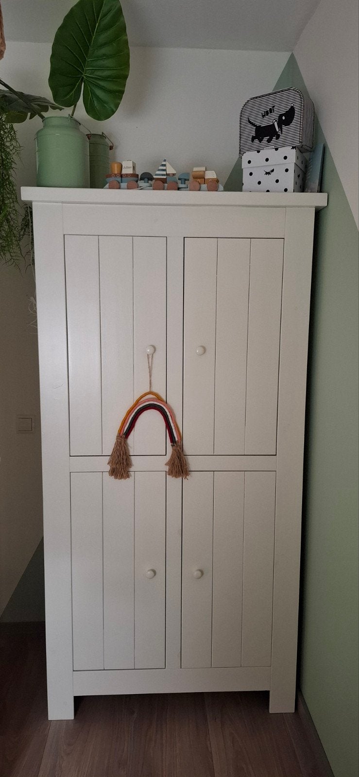 Complete massief houten babykamer Holland: ledikant, commode, Kinderen en Baby's, Kinderkamer | Complete kinderkamers, Ophalen