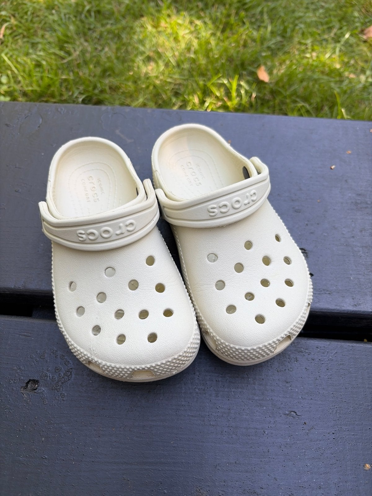 Crocs Classic Klompen voor Kinderen - Crème, Kinderen en Baby's, Kinderkleding | Schoenen en Sokken, Ophalen of Verzenden, Gebruikt