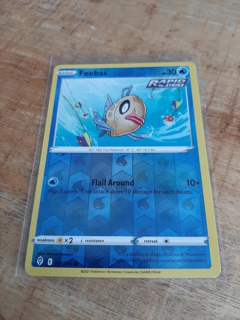 Feebas #37, Reverse Holo, Pokemon Evolving Skies, Ophalen of Verzenden, Nieuw, Losse kaart