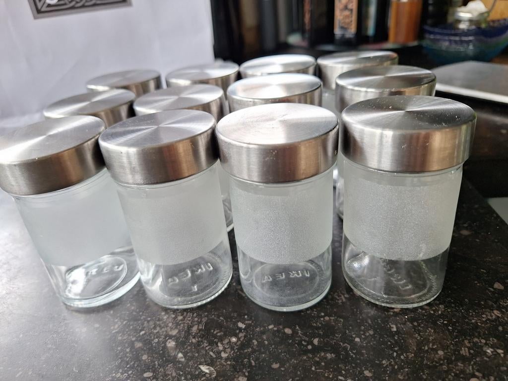 12 IKEA glazen kruidenpotjes met metalen deksel, Ophalen, Gebruikt, IKEA, Zilver