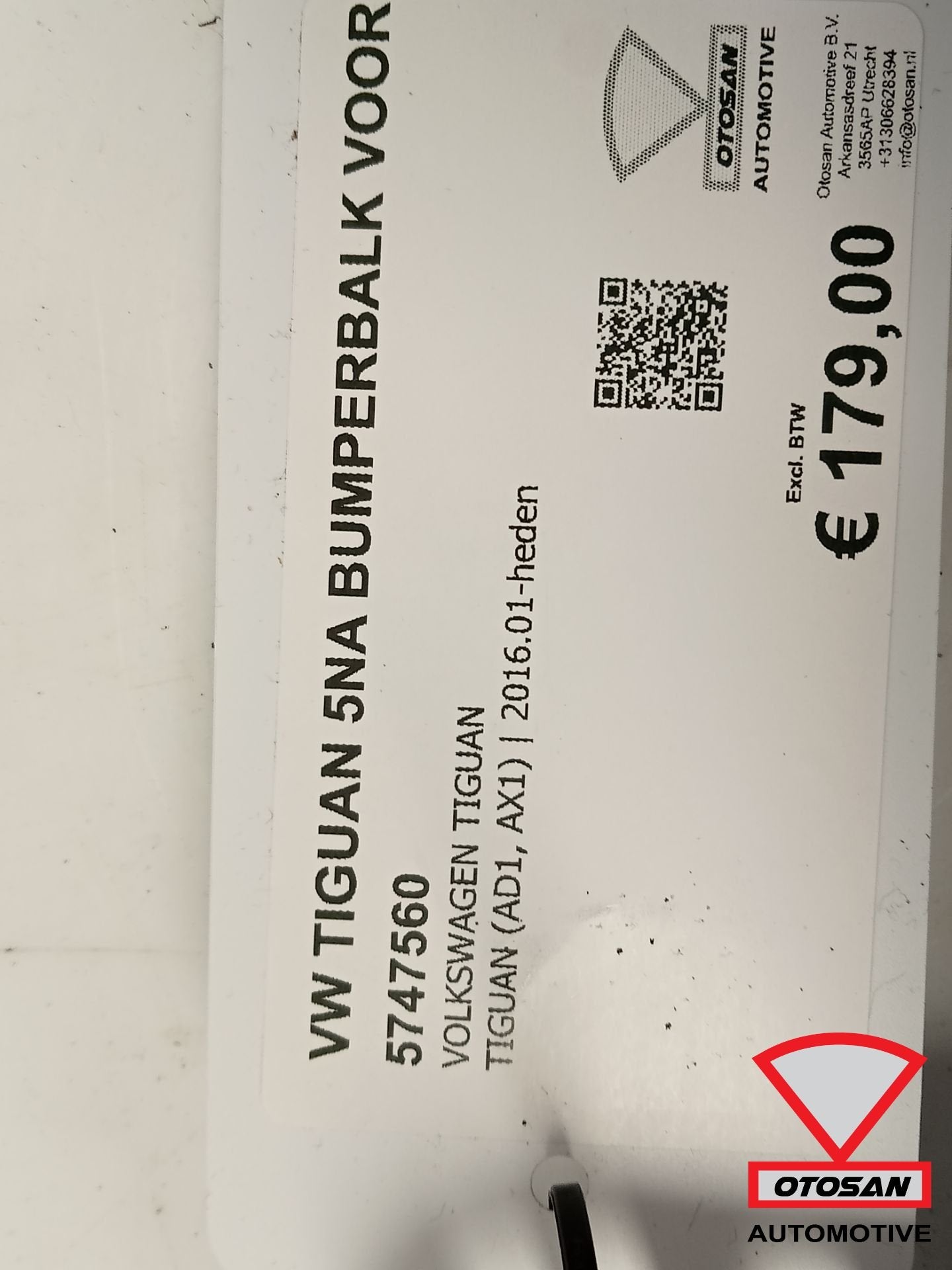 Tiguan 5NA Bumperbalk Balk Voor Nieuw! 5NA807109J 5NA807109E, Volkswagen AG, Nieuw, Berliner Ring 2
38440  Wolfsburg, DE, Volkswagen