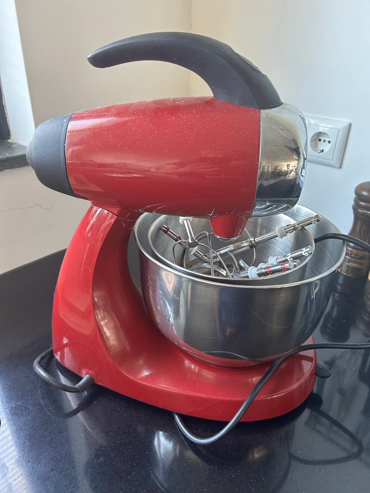 Keukenmachine Rood, 2 tot 3 liter, Ophalen of Verzenden, Gebruikt, 3 snelheden of meer