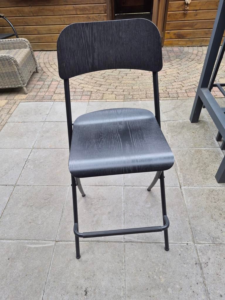 Zwarte houten barkruk met metalen frame, Huis en Inrichting, Stoelen, Ophalen, Gebruikt, Modern, Industrieel, Zwart