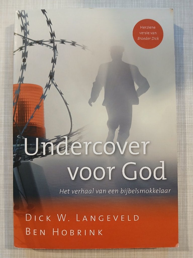 Dick W. Langeveld en Ben Hobrink - Undercover voor God, Ophalen of Verzenden, Zo goed als nieuw, Dick W. Langeveld en Ben Hobrink