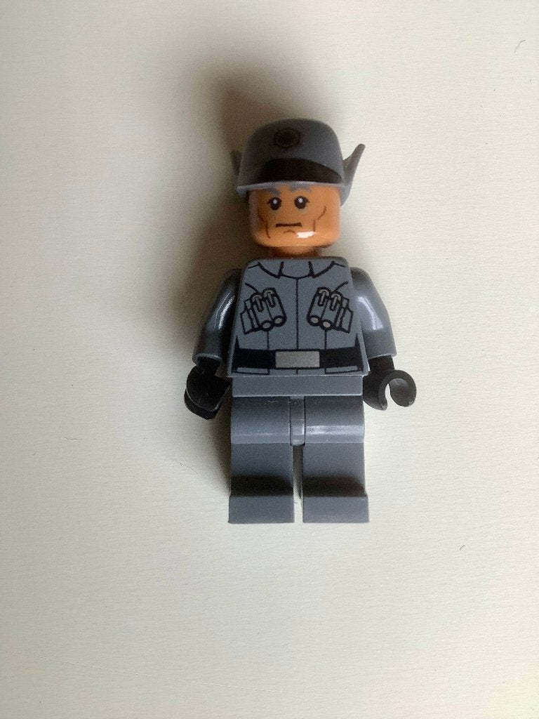 Lego Star Wars sw0670 First Order Officer uit 75101, Star Wars, Lego, Ophalen of Verzenden, Zo goed als nieuw