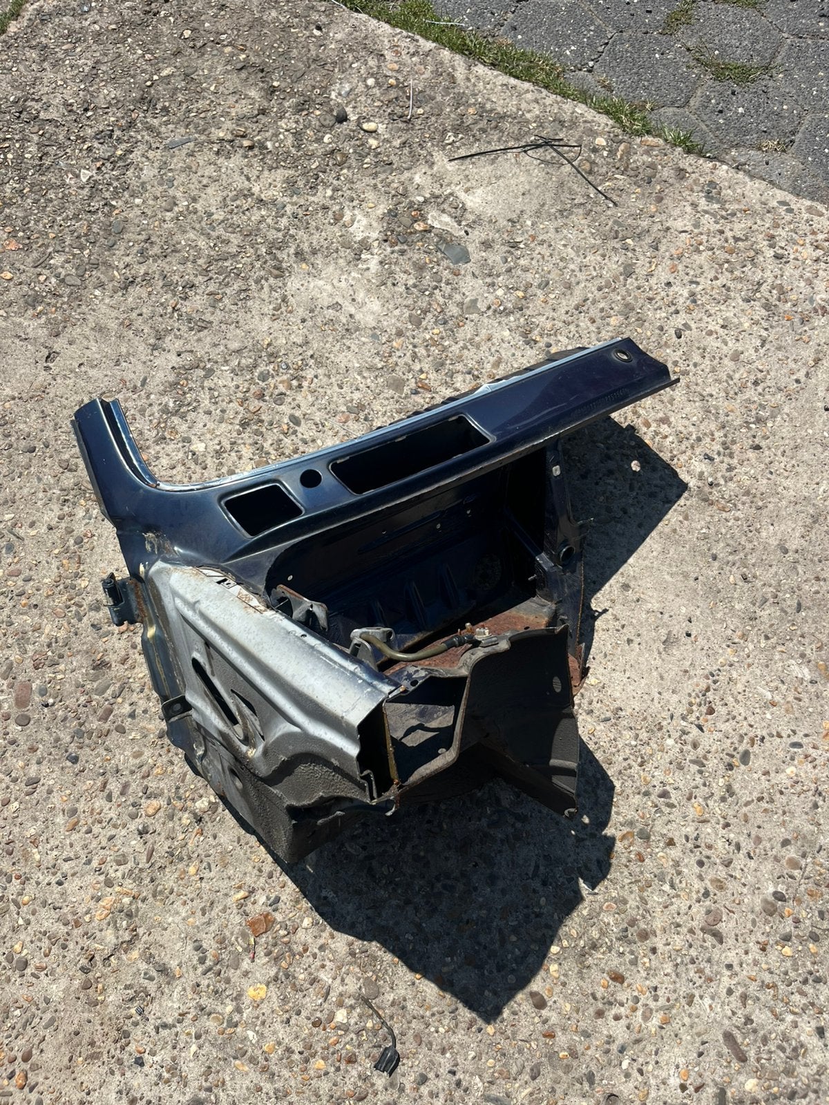 Bmw e30 rechter hoek (accubak), Ophalen of Verzenden, Voor, BMW