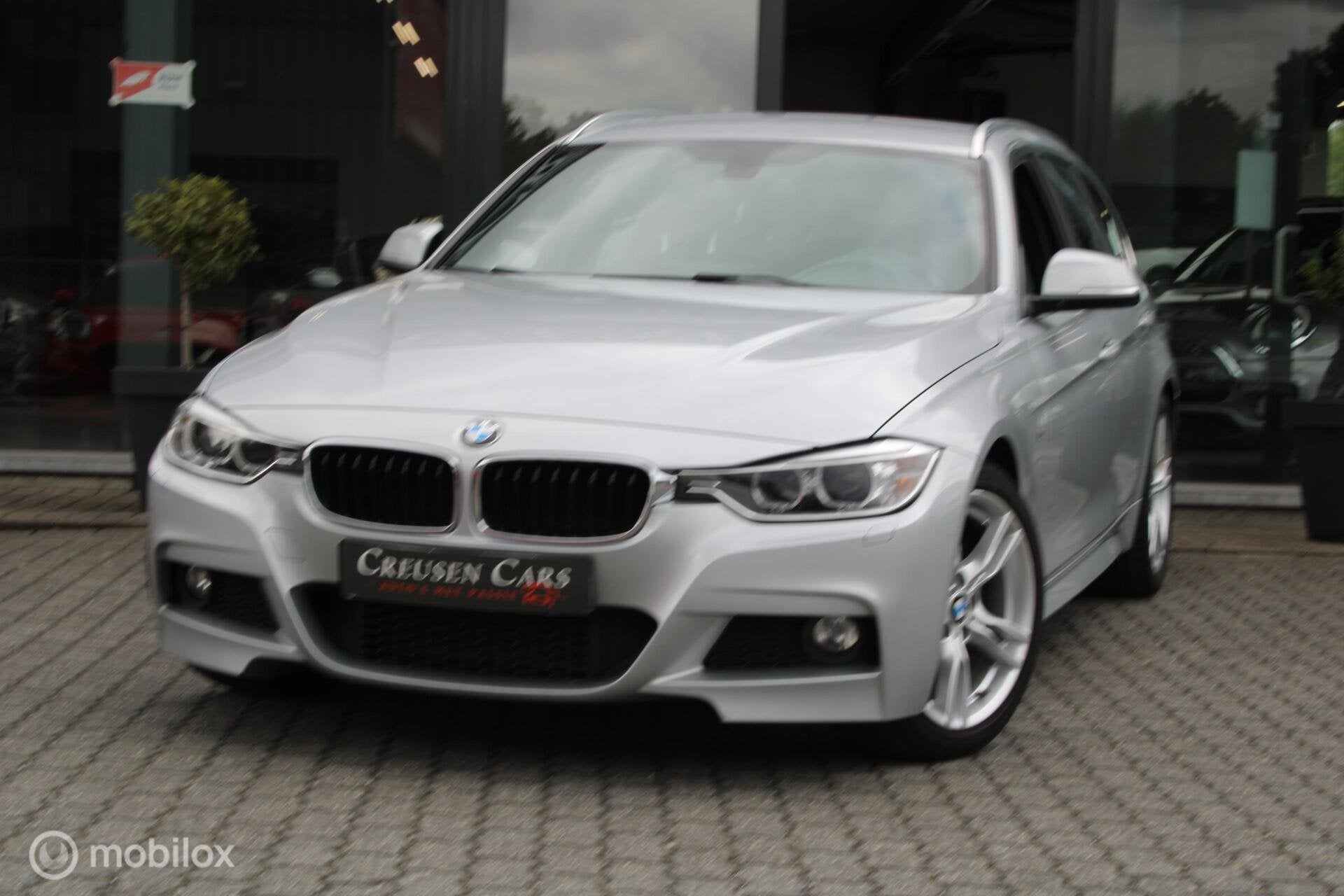BMW 3-serie Touring 316i M Sport Edition High Executive/Trek, Gebruikt, 4 cilinders, Origineel Nederlands, Handgeschakeld
