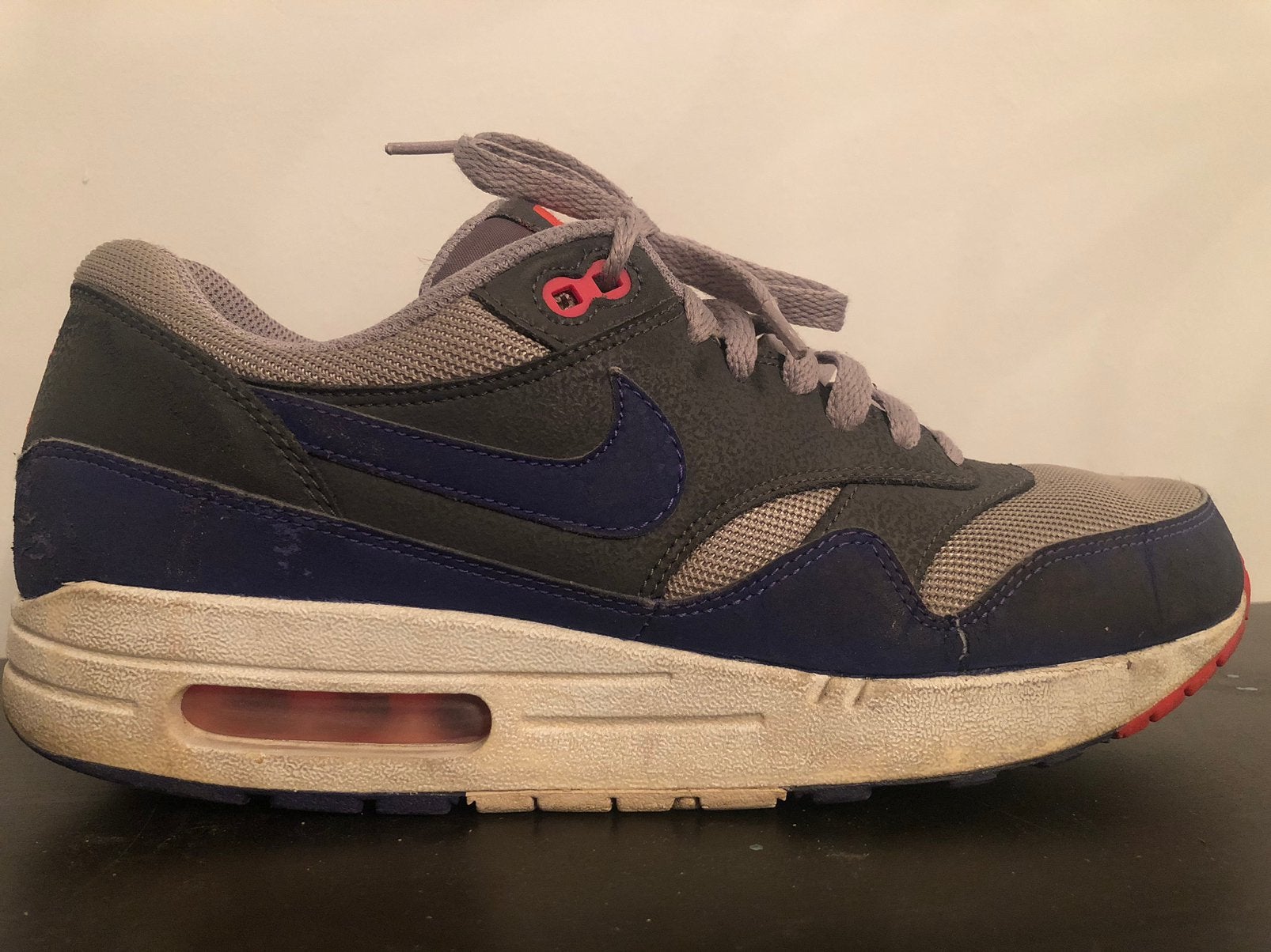 Air max 1 Purple Grey maat 42,5, Ophalen of Verzenden, Zo goed als nieuw, Overige kleuren