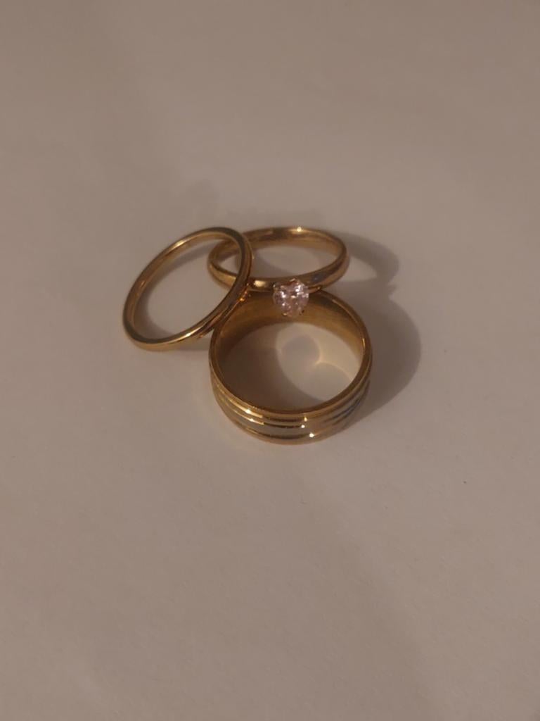 Set van 3 gouden ringen met steen, Sieraden, Tassen en Uiterlijk, Ringen, Ophalen of Verzenden, Zo goed als nieuw, Met edelsteen