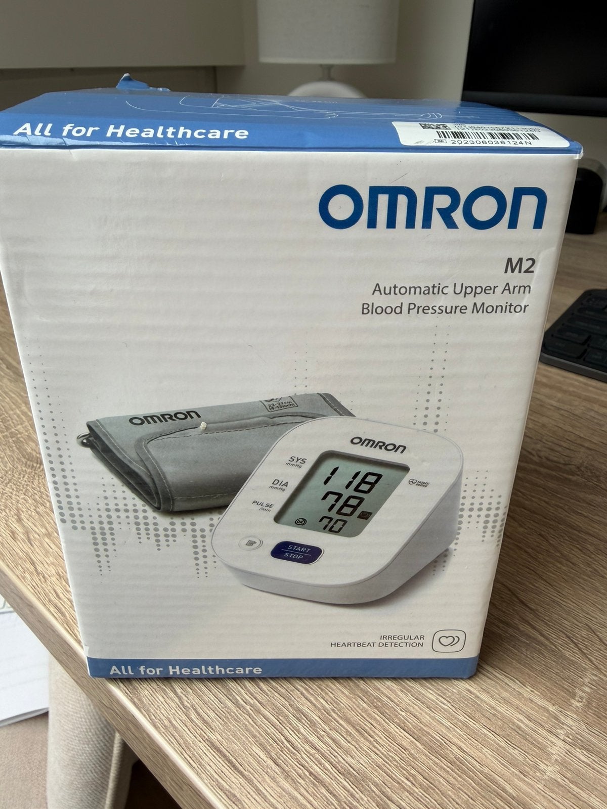 Omron M2 automatische bovenarm bloeddrukmeter., Diversen, Ophalen, Zo goed als nieuw, Omron@omron.nl, Omron