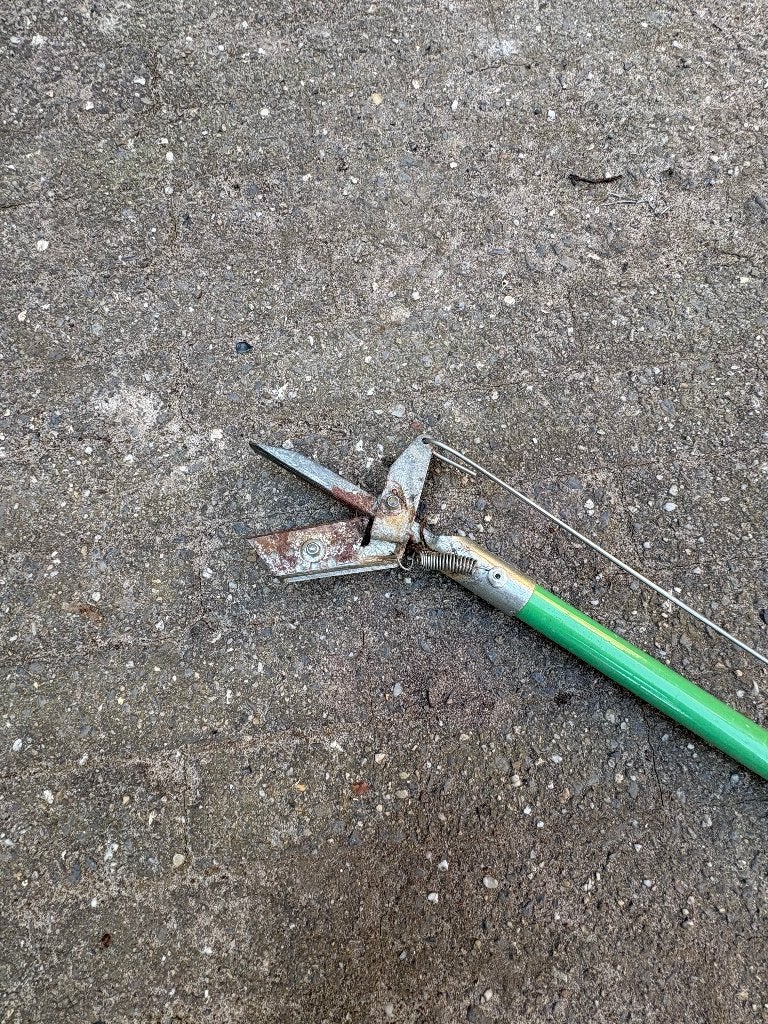 Snoeischaar voor waterplanten, Ophalen, Gebruikt