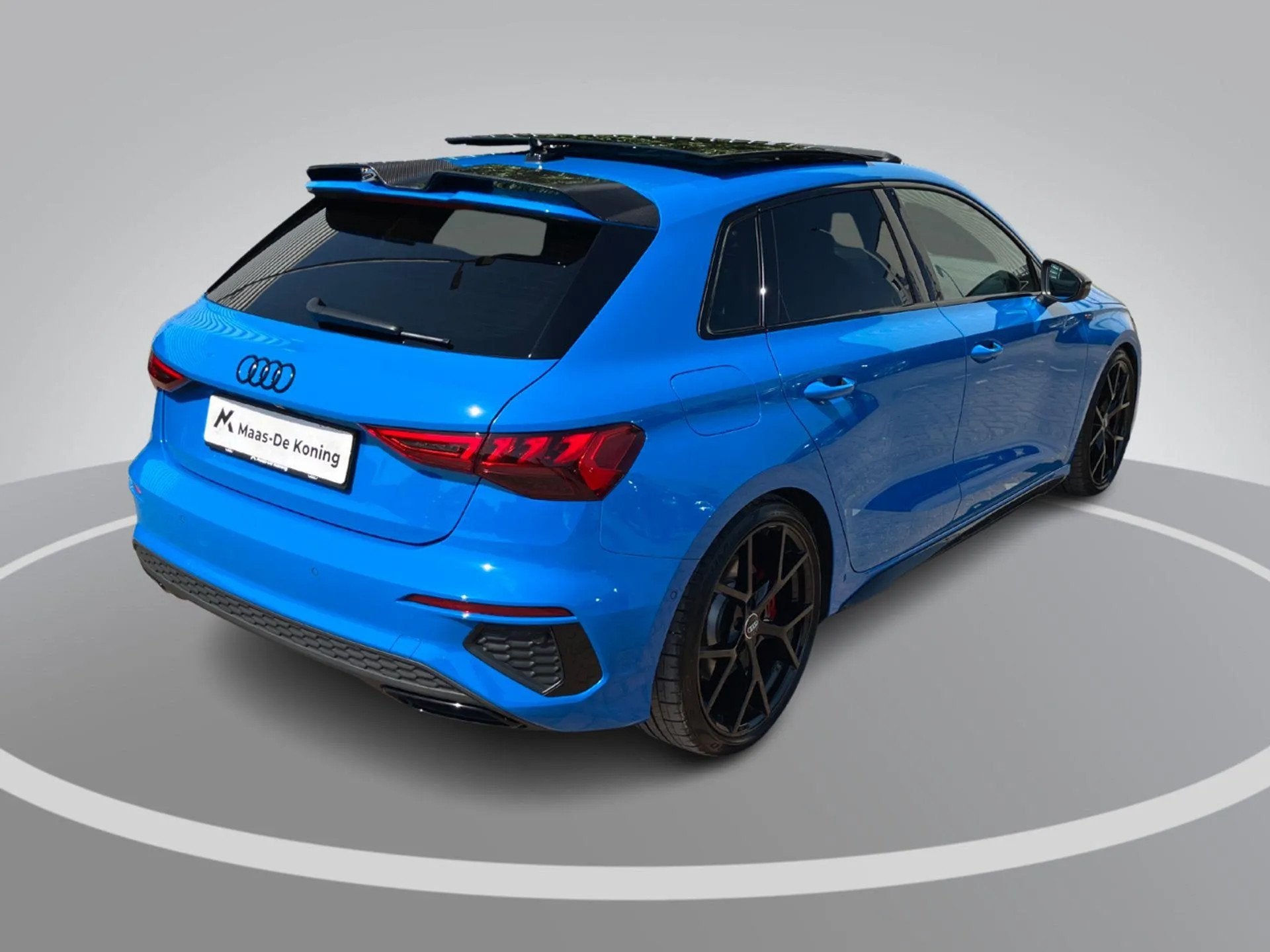 Audi A3 Sportback 45 TFSIe 245pk S edition Competition, 77 km/l, Gebruikt, 4 cilinders, Blauw