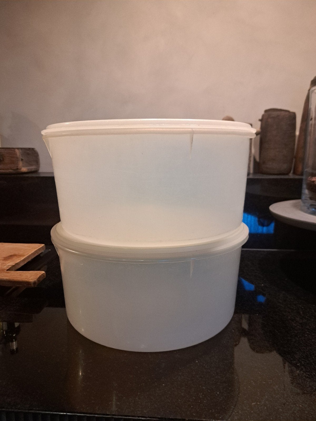 2 grote ronde TUPPERWARE broodtrommel bewaartrommel, Ophalen of Verzenden, Overige typen