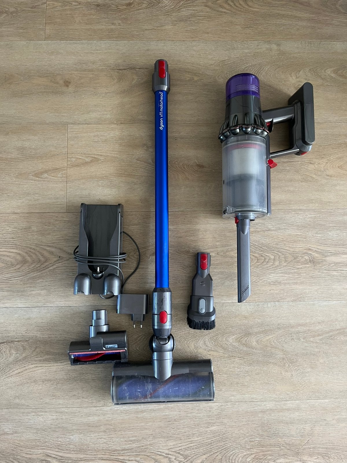 Dyson V11 steelstofzuiger – compleet en goed werkend, Ophalen, Zo goed als nieuw