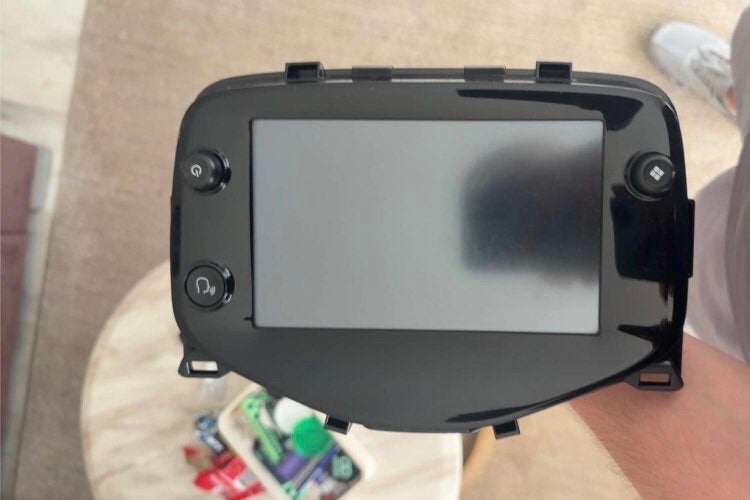Toyota Aygo C1 Peugeot 108 Carplay Orginele scherm krasvrij, Ophalen of Verzenden, Zo goed als nieuw