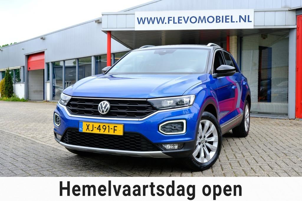 Volkswagen T-Roc 1.0 TSI Sport Navi|Half Leder|CarPlay|Orig, Voorwielaandrijving, Gebruikt, Euro 6, Blauw