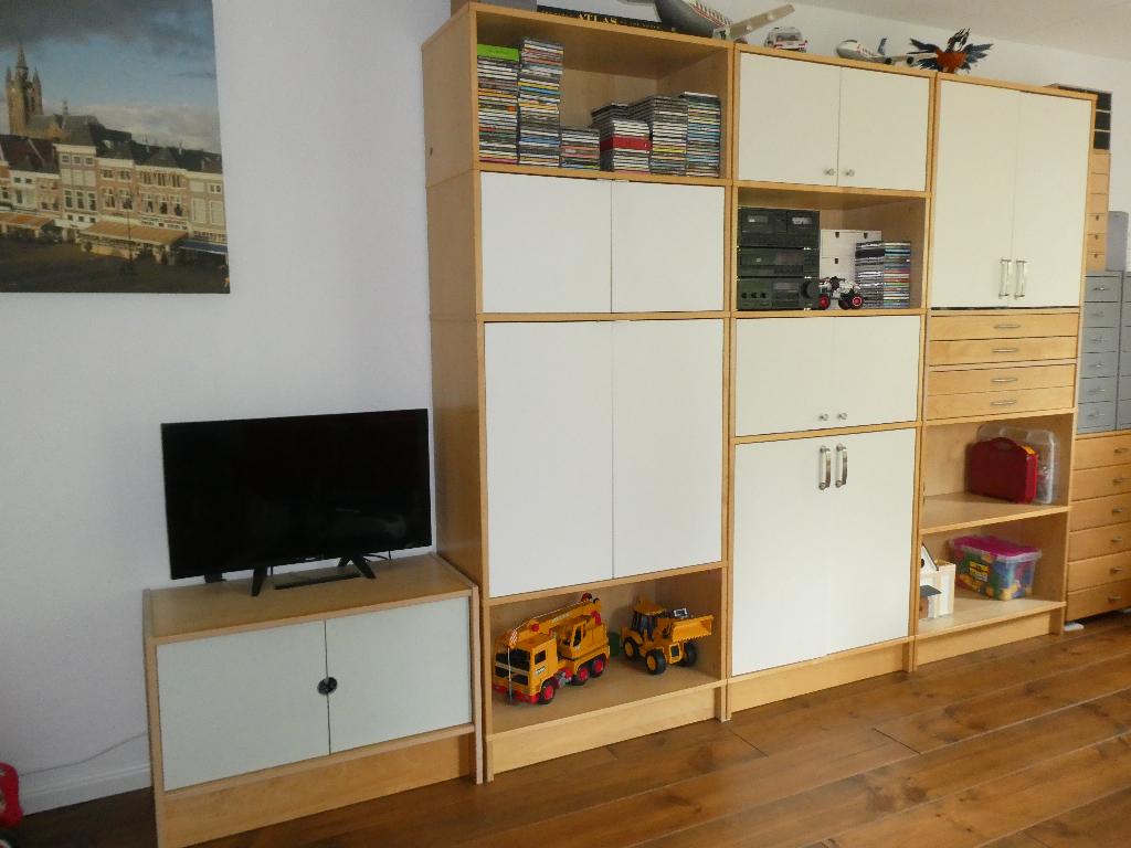 Berken Ikea Effektiv kast / Wandmeubel, Ophalen, 250 tot 300 cm, Gebruikt, Met deur(en)