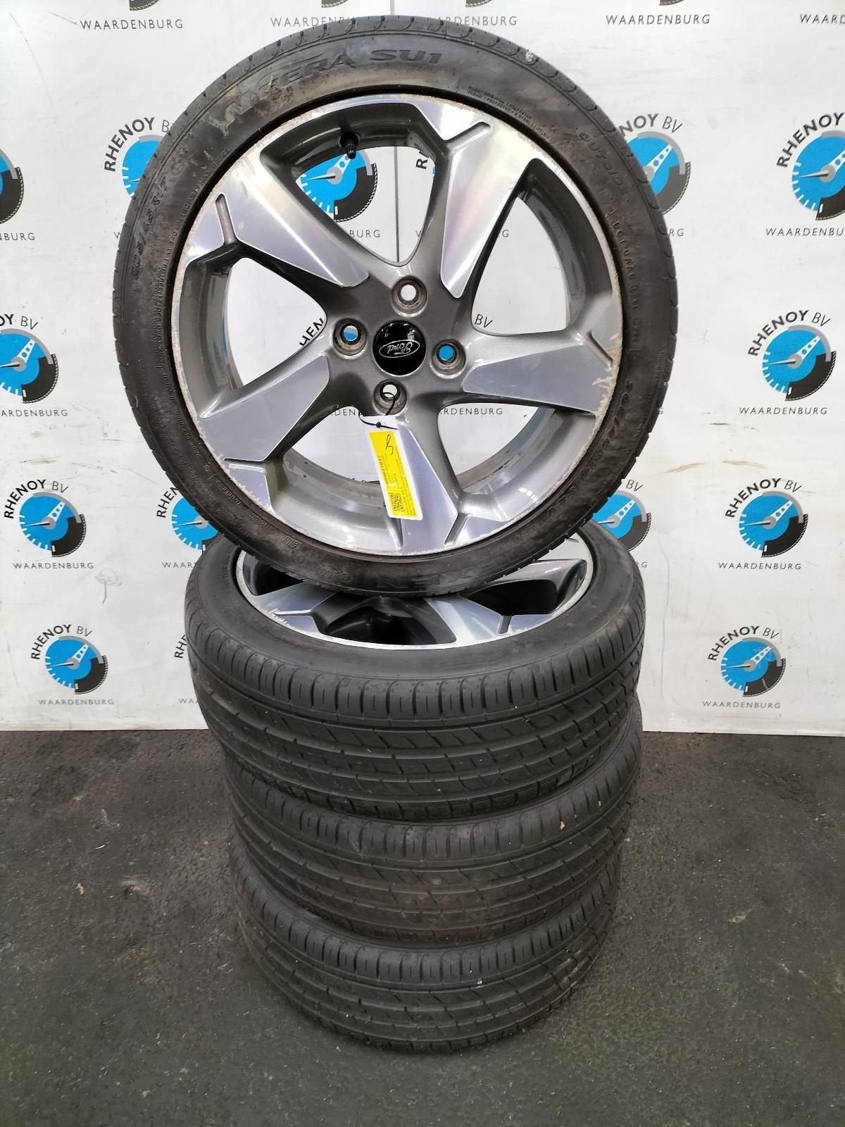 Ford fiesta 2019 205/45 17  J1BC-1007-B1A, Auto-onderdelen, Banden en Velgen, Gebruikt, -, -, Banden en Velgen