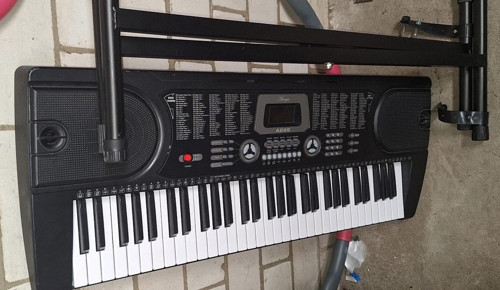 Keyboard met standaard, werkt op batterijen, Met standaard, Ophalen, Overige merken, 61 toetsen