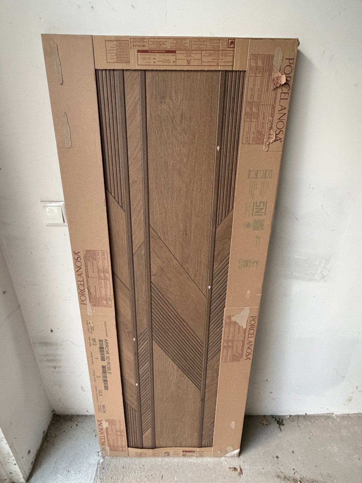 4x Porcelanosa Arrow 3D Roble wandtegel 60x150 cm – nieuw, Ophalen, Nieuw