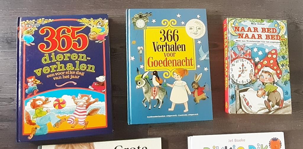 3 Kinderboeken: Dierenverhalen, Goedenacht, Naar Bed, Ophalen of Verzenden, Gelezen, Diverse auteurs, Nelly Donker, Fictie algemeen