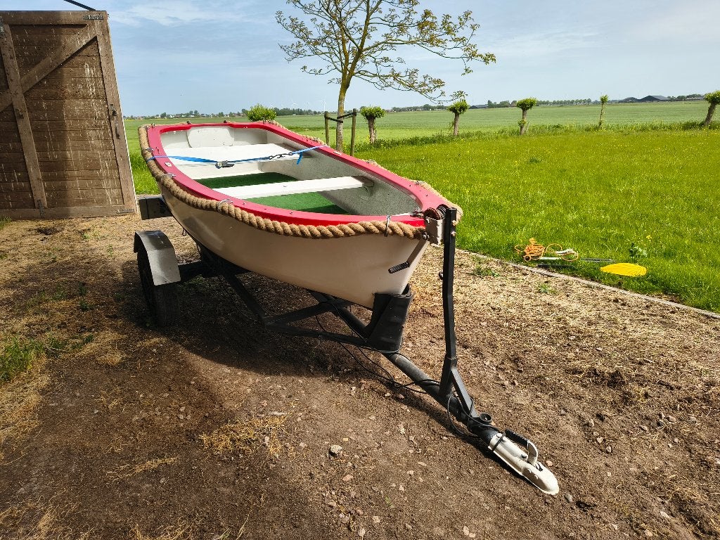 div bootjes op trailer, Ophalen, Gebruikt, Buitenboordmotor