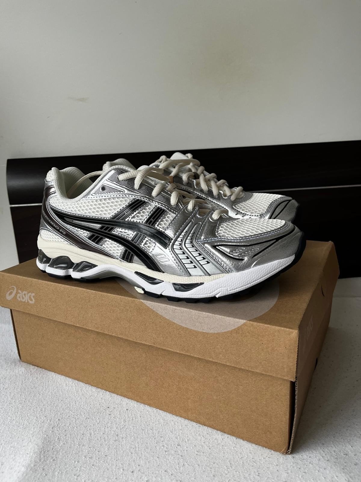 ASICS Gel-Kayano 14 Cream Black Metallic Plum 43.5, Ophalen of Verzenden, Nieuw, Overige kleuren, Asics