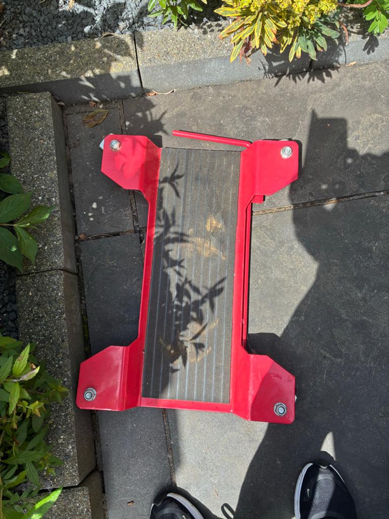 Rode motorfiets standaard / paddock stand / motorboy, Ophalen, Gebruikt