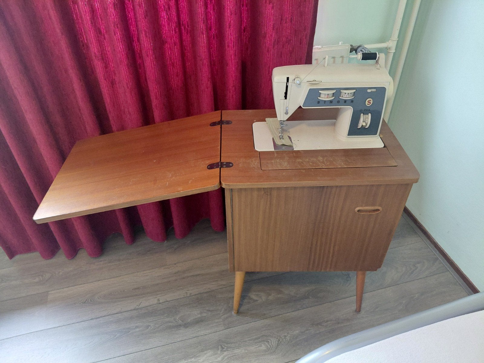 Retro naaimachine kastje, Ophalen of Verzenden, Gebruikt
