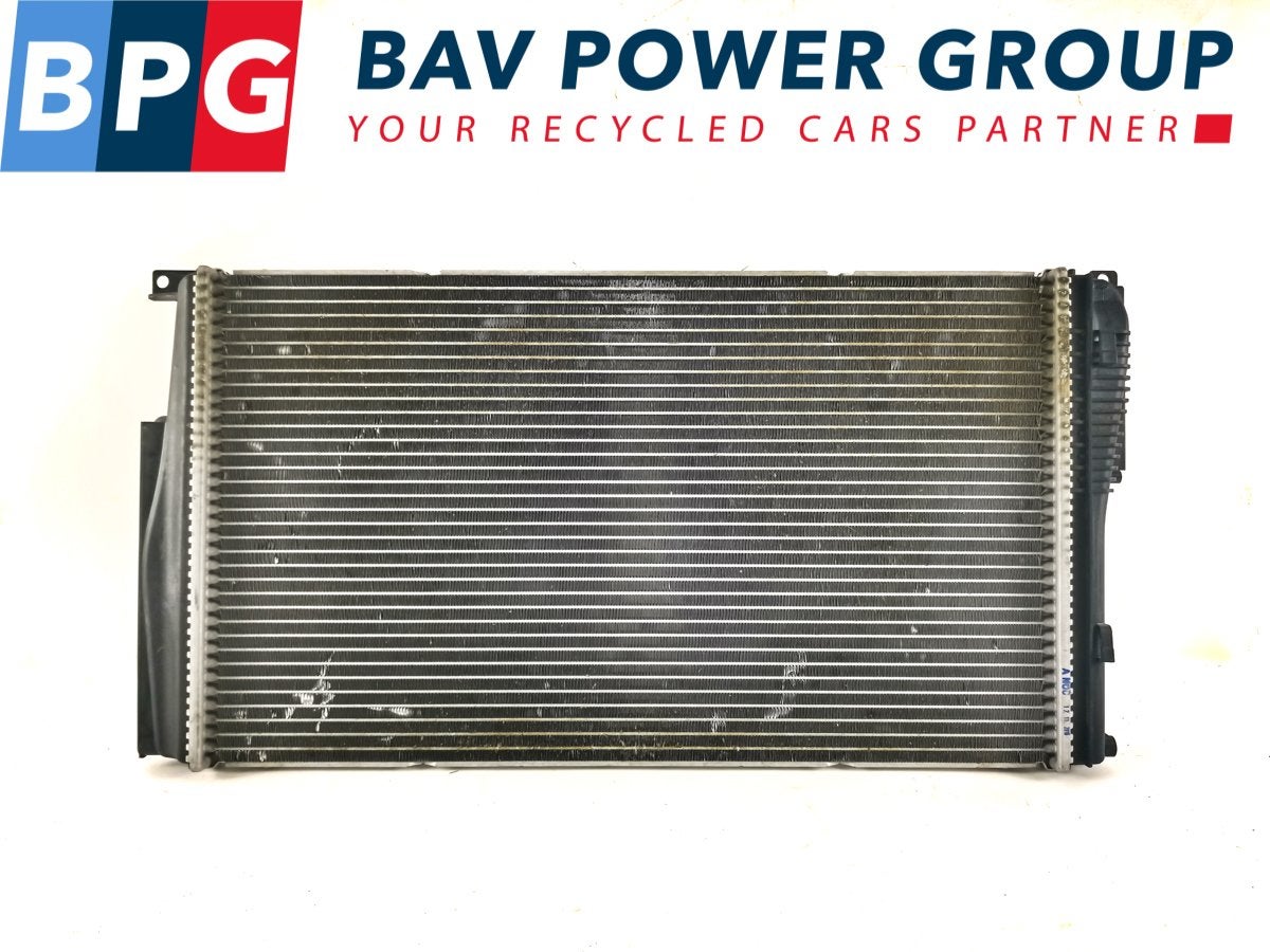 RADIATEUR BMW 3 serie (F30) (01-2011/10-2018) (BMW), Auto-onderdelen, Gebruikt, BMW, Petuelring 130
80809  München, DE, Bayerische Motoren Werke AG